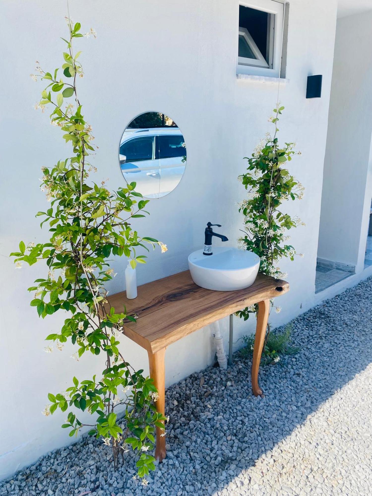 Airport Blue Eye Apartment Dalaman Best Location Also Suitable For Day Rentals Ideal For Air Travelers, 5 Km Close To Airport Bagian luar foto